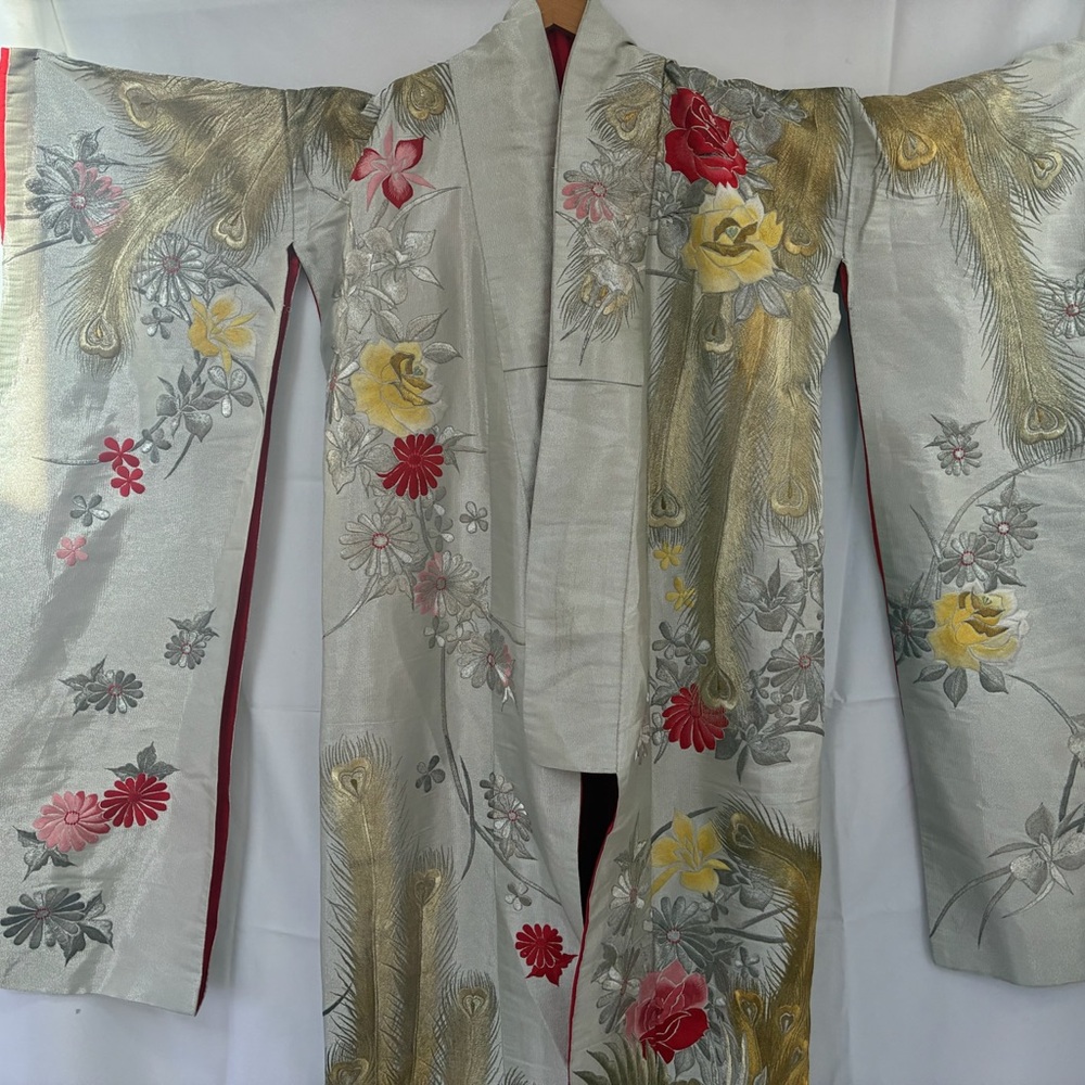 Vintage Japanese Silk Uchikake Wedding Kimono Gold Embroidery Red floral